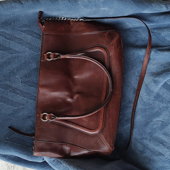 Wilsons Leather brown cognac large briefcase crossbody. Good used condition. - Picture 2 of 16